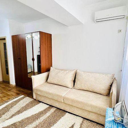 Evita Apartment Bishkek Ngoại thất bức ảnh